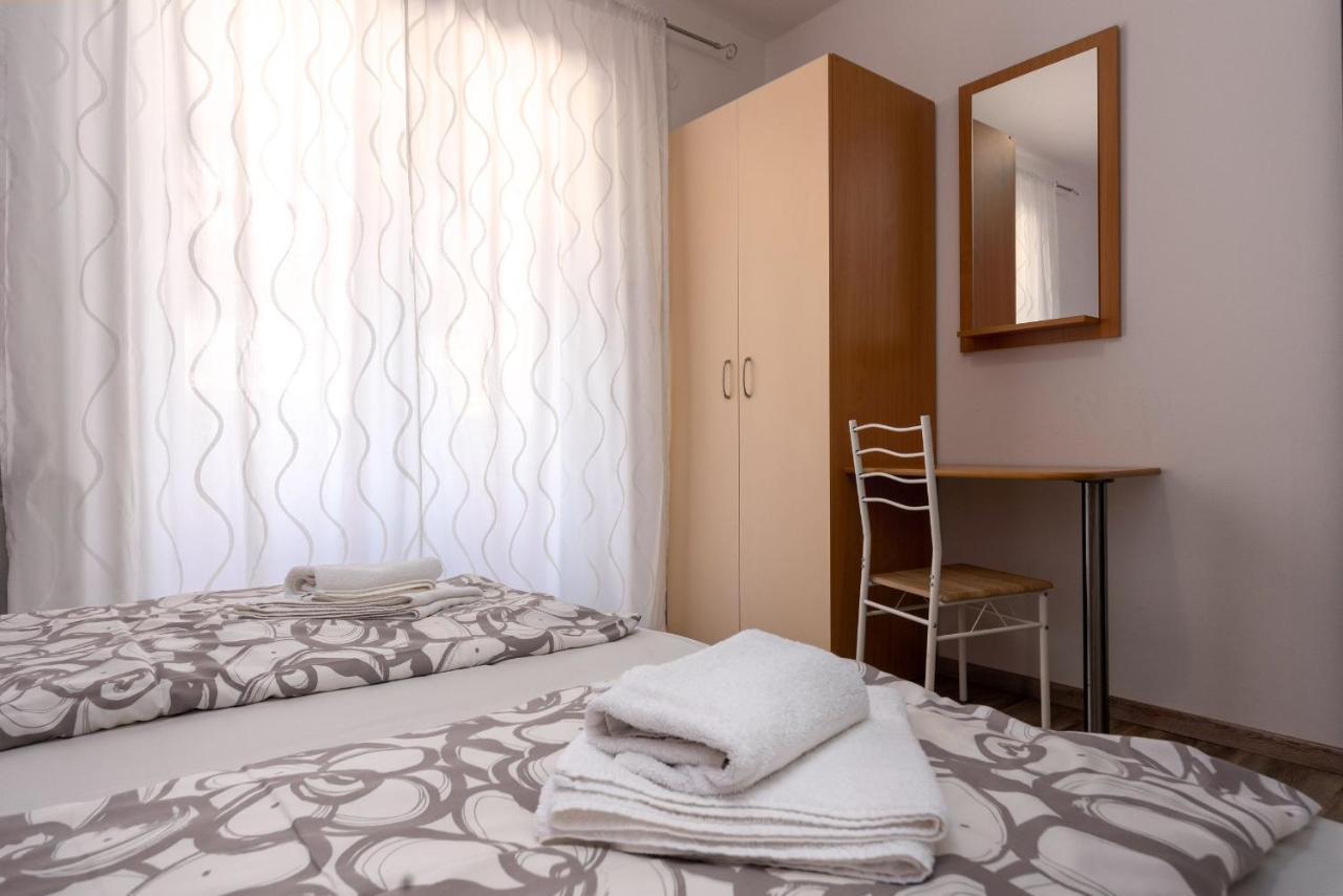 Apartments Miri Vrsar Bagian luar foto
