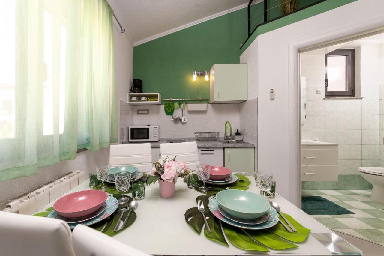 Apartments Miri Vrsar Bagian luar foto