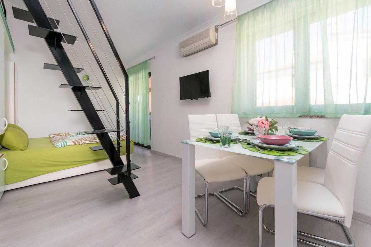 Apartments Miri Vrsar Bagian luar foto
