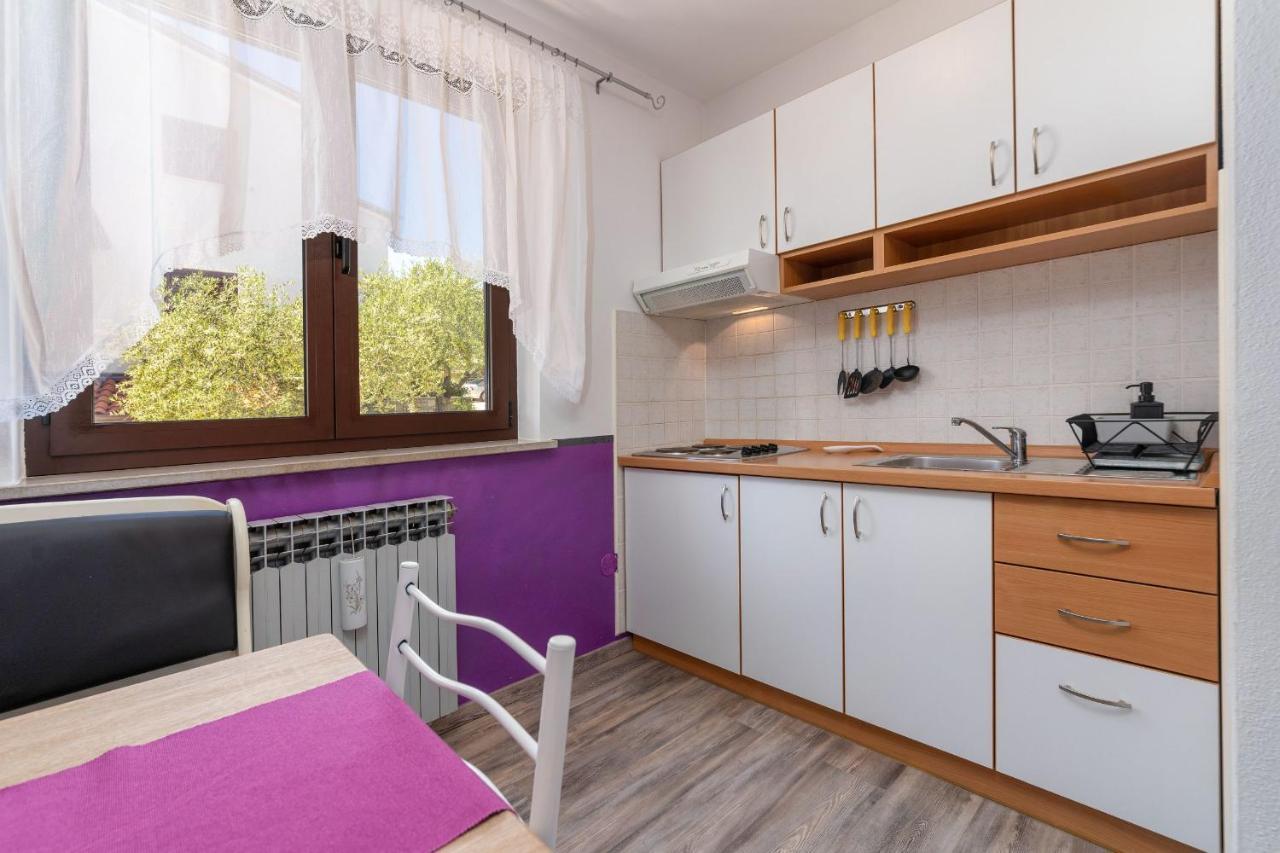 Apartments Miri Vrsar Bagian luar foto